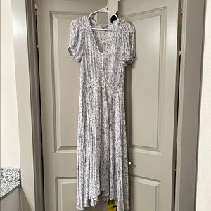 Lucky Brand Silver Puff Sleeve V-Neck Sundress